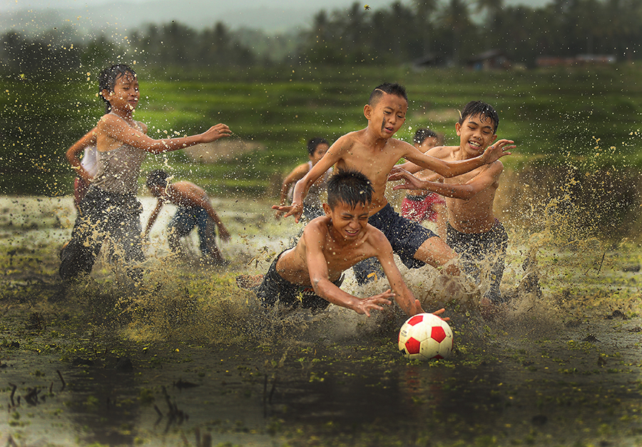Muddy Football
