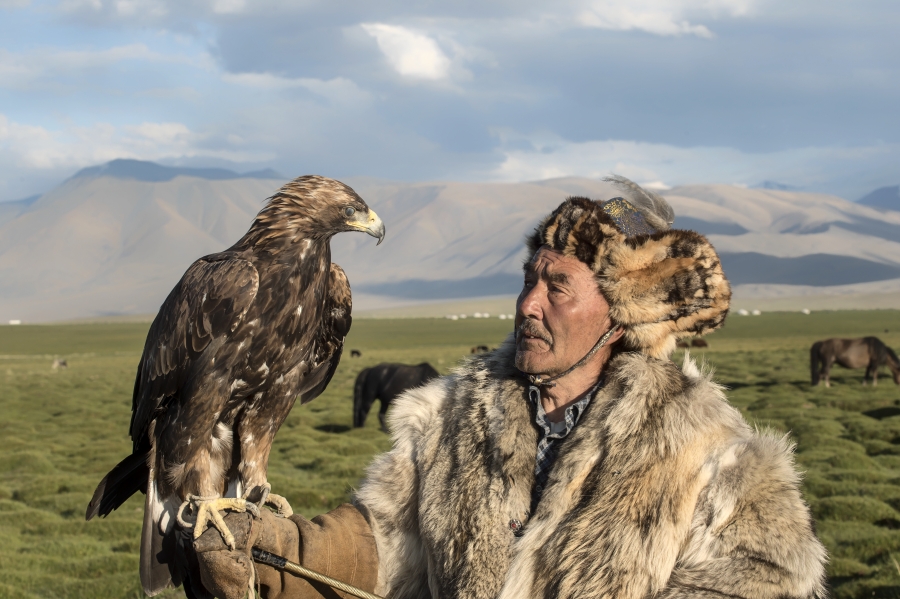 men and eagles for life ...