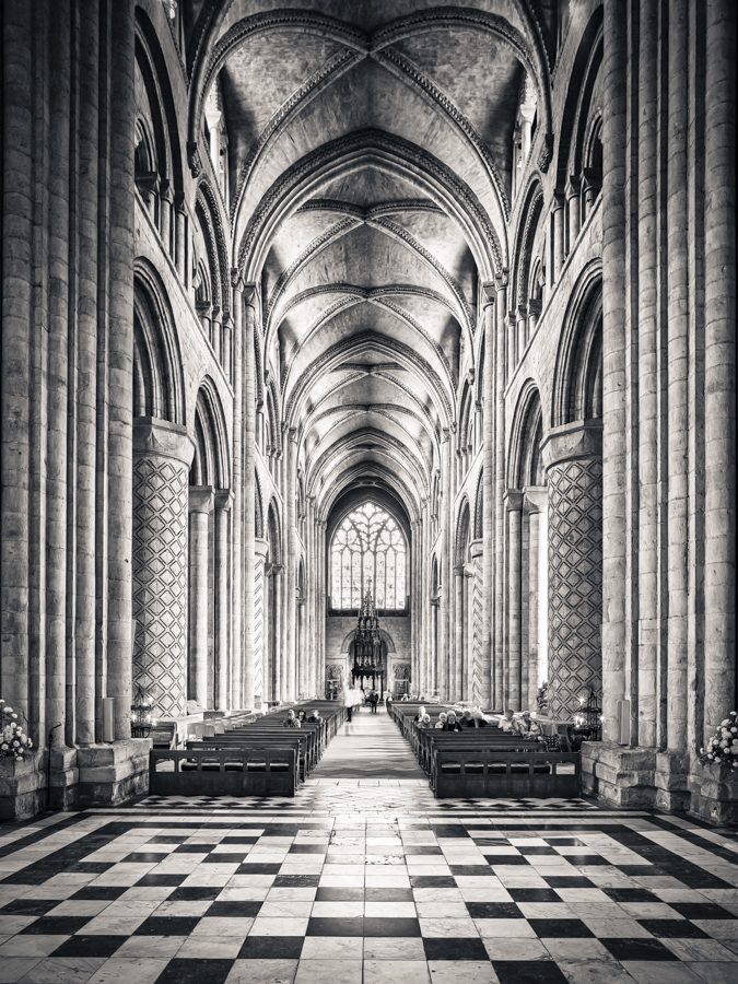 English Medieval Cathedrals