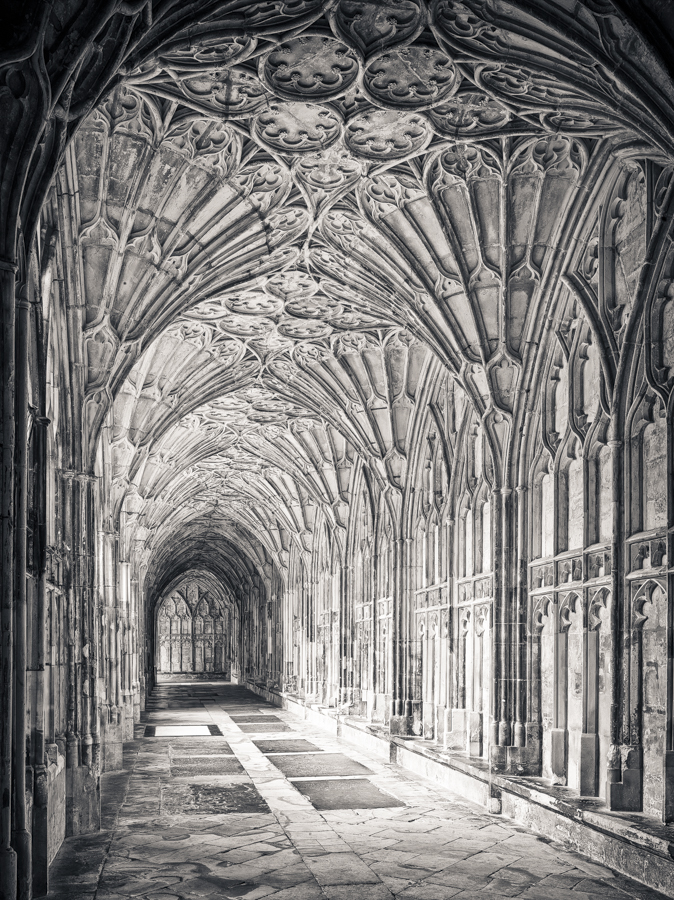 English Medieval Cathedrals