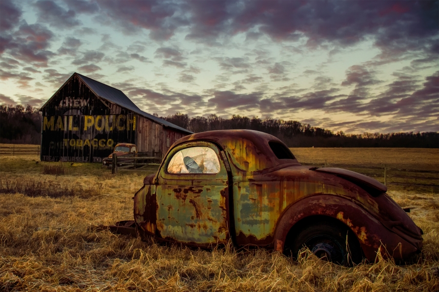 The Mail Pouch Barn