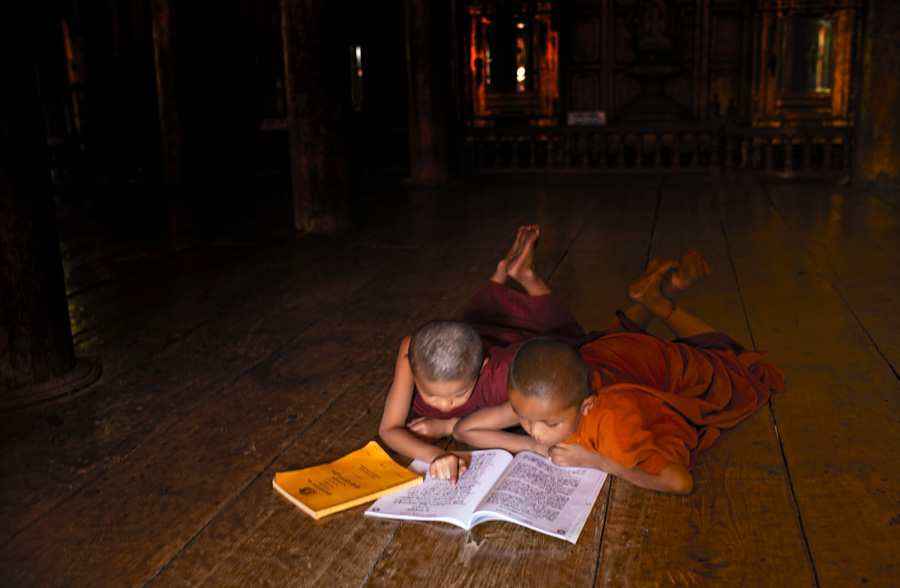 Life of the novic monks