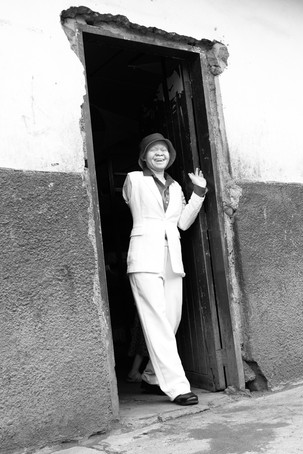 Albinos Africa, ghost people.