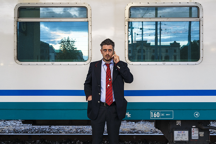 Ore contate: The portrait of a generation