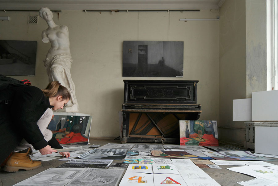 Showing works