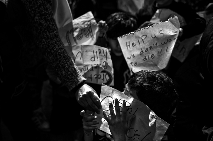 MAKE EUROPE NO BORDER Macedonia Greece Border / Idomeni refuge camp 2016