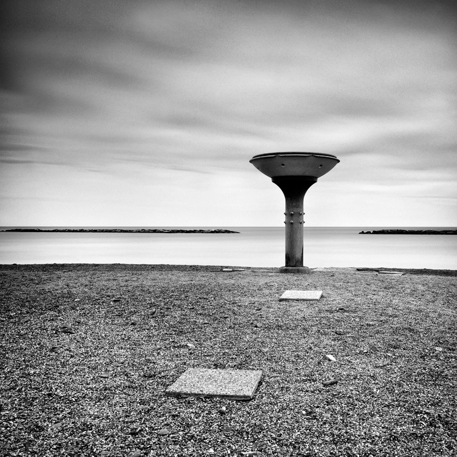 A walk along the seafront 