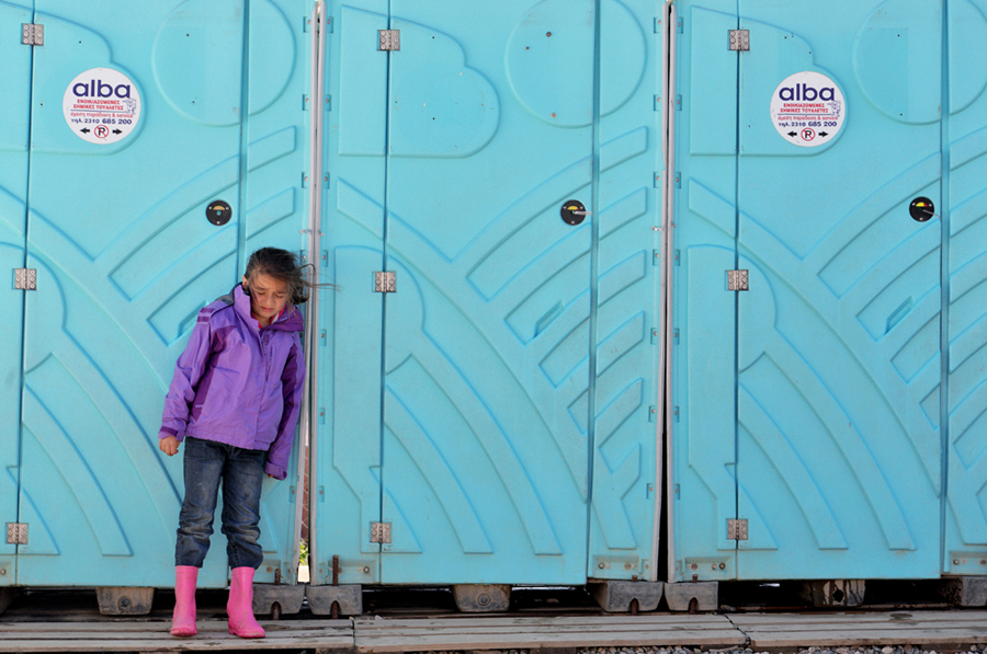 Childhood on hold: refugee kids in the borderland