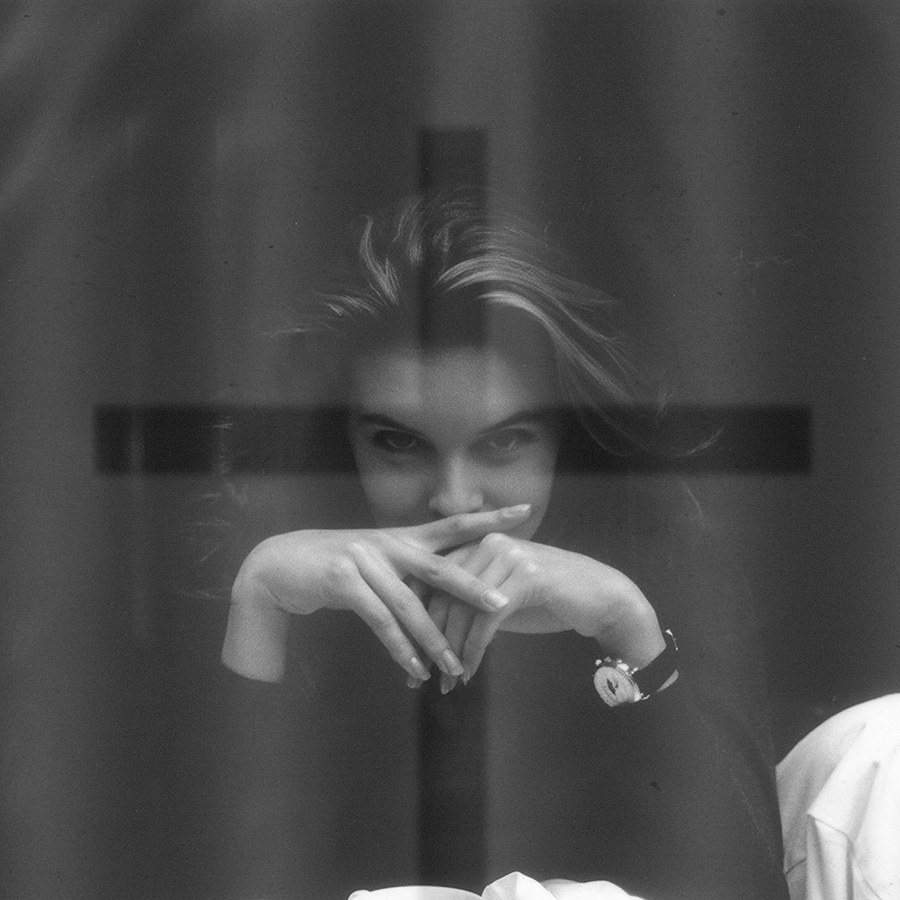 Her Cross
