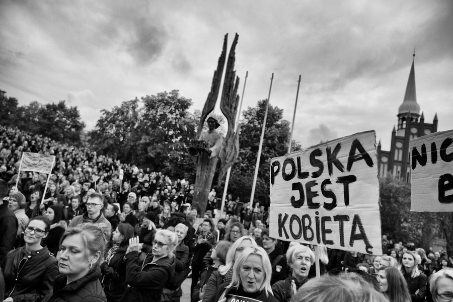 Black Protest - Polish Woman on Strike 