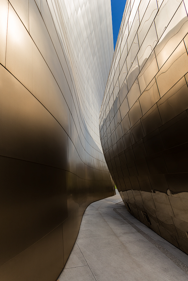 Passage through the Walt Disney Concert Hall