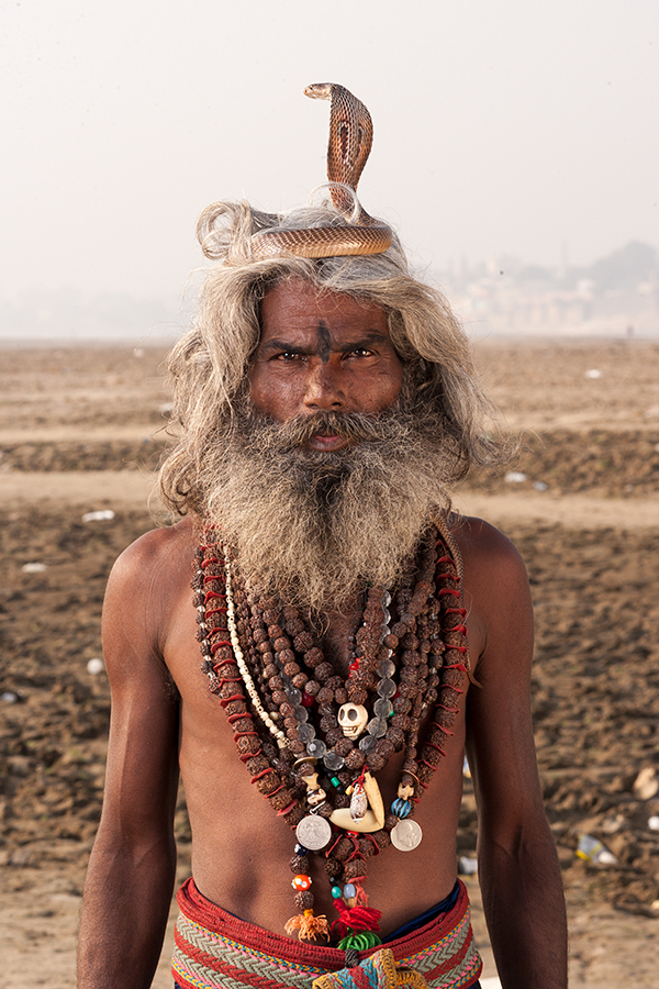 People of the Ghat.