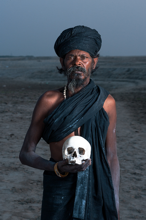 People of the Ghat.