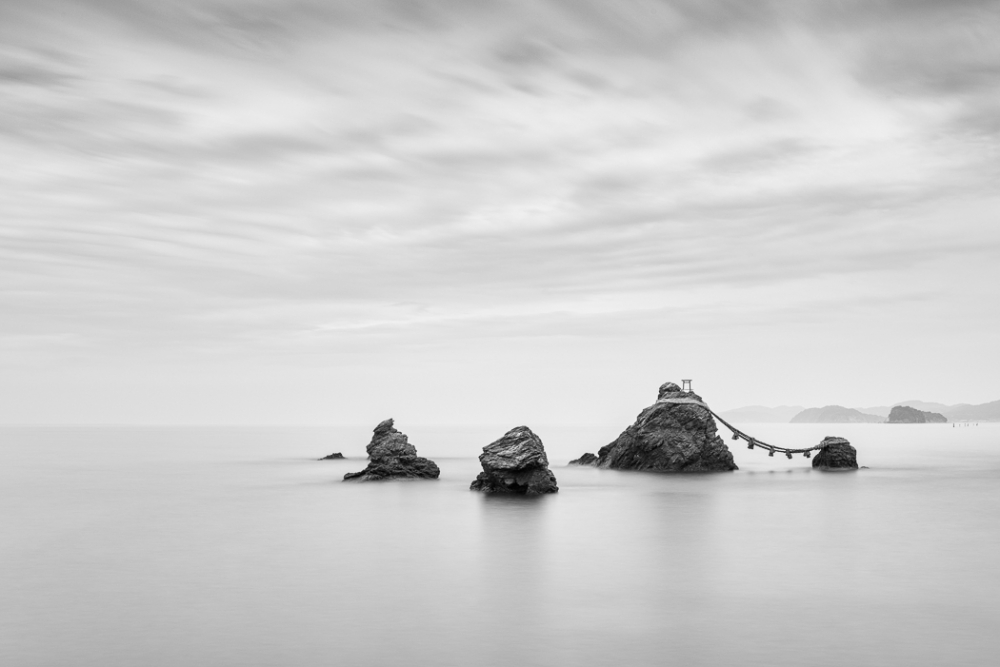 Meoto Iwa