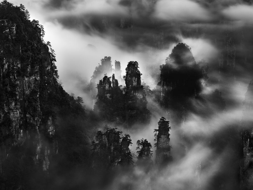  Essay Monochrome Landscapes  of China 