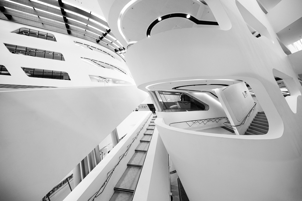 Curvilinear 