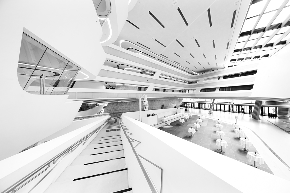 Curvilinear 
