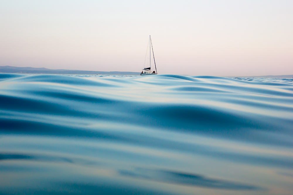 Through the ocean wIde