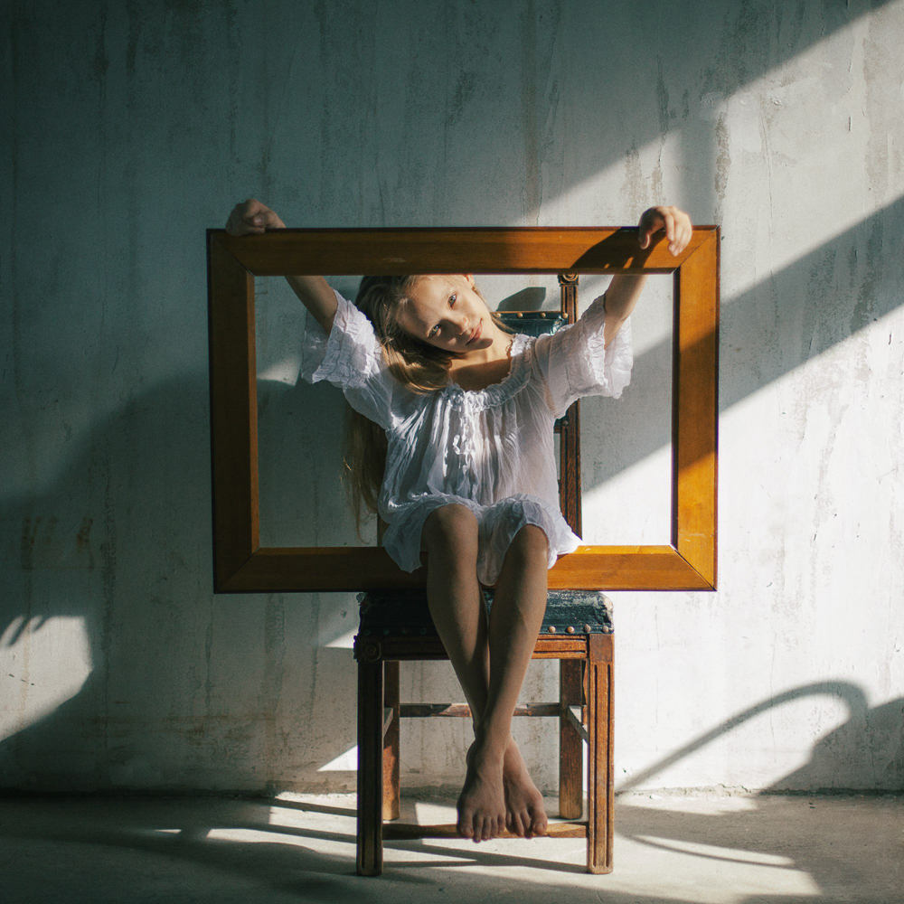 Portraits of young women.