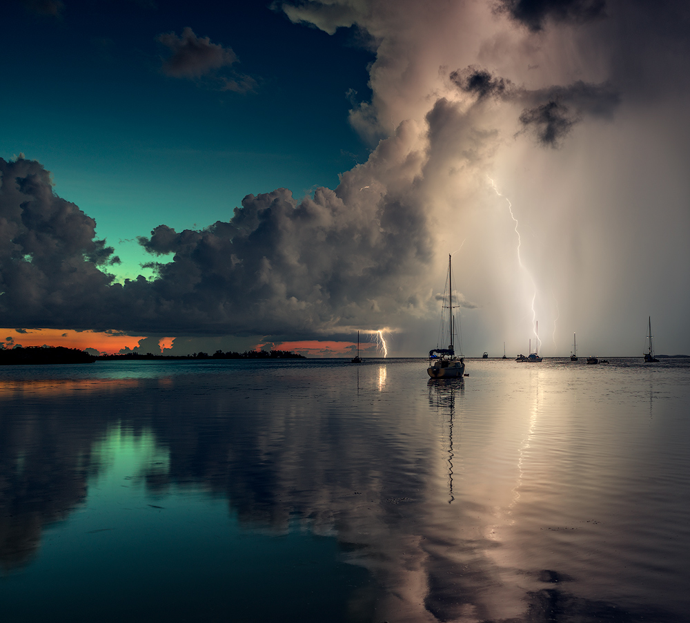 The lightning fall 