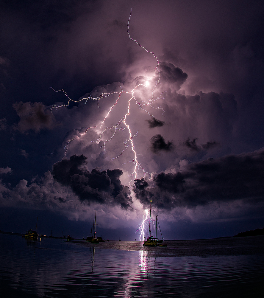 The lightning fall 