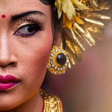 Girl with the Onyx Earring