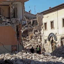 the earthquake heroes