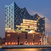 Lunar Elbphilharmonia Hamburg